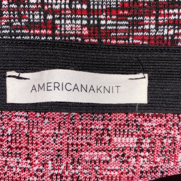 Americana Knit Small Midi Textured Skirt - Picture 2 of 4
